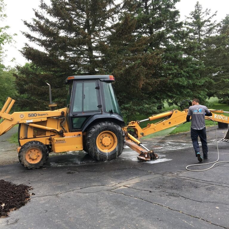 Heavy Machinery Cleaning